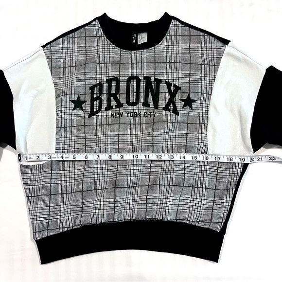 Divided Bronx New York Crew Neck Pullover Sweater. Women’s Size Small. - Picture 6 of 6